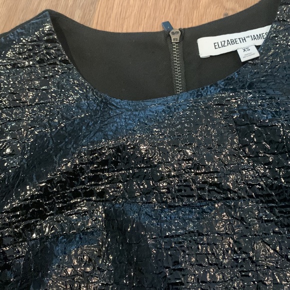 Elizabeth & James fitted top - Picture 5 of 5